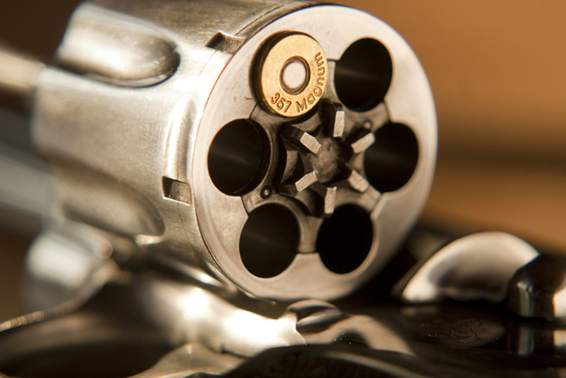 Shooting Pistolets pour mon EVG à Cracovie | Enterrement de vie de garçon | idée enterrement de vie de garçon | activité enterrement de vie de garçon | idée evg | activité evg