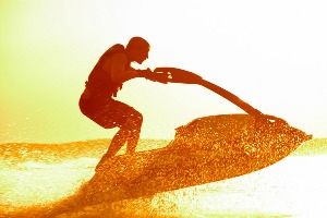 Jet ski  pour mon EVG à Barcelone | Enterrement de vie de garçon | idée enterrement de vie de garçon | activité enterrement de vie de garçon | idée evg | activité evg