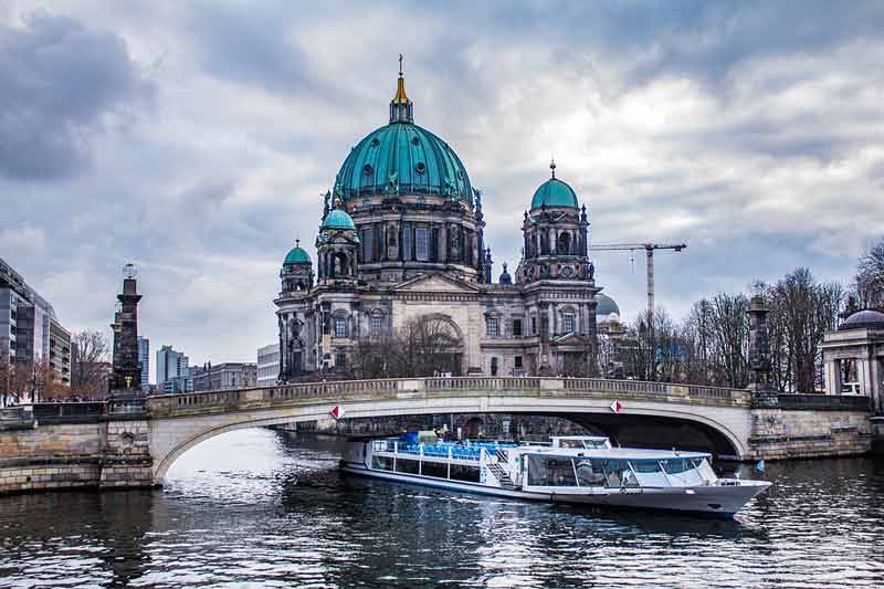 Berlin Museumsinsel JGA Junggesellenabschied Berlin