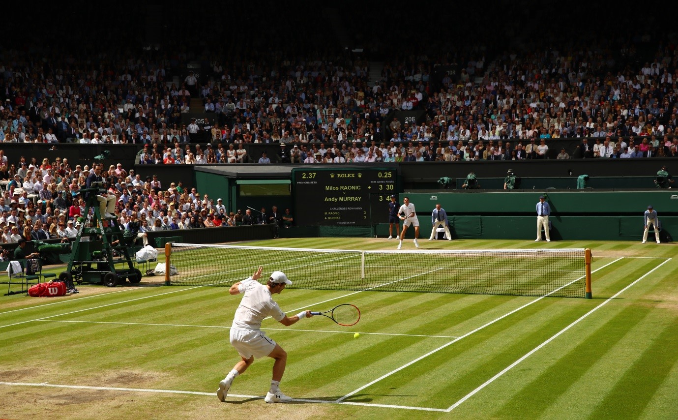 Andy Murray takes on Milos Raonic in the 2016 men’s final at The Championships, Wimbledon 