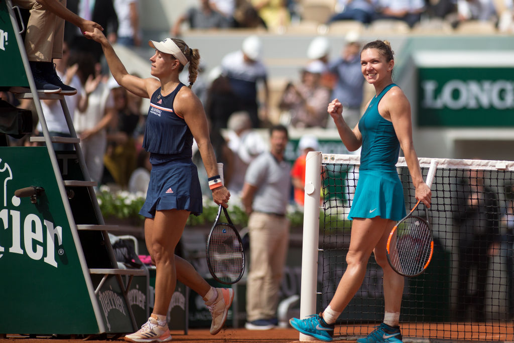 Simona Halep beating Angie Kerber at Roland-Garros