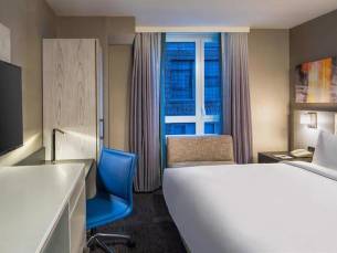 8 daagse vliegvakantie naar Doubletree by Hilton New York Times Square West in new york city, verenigde staten