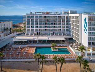 Universal Hotel Romantica