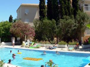 Hotel Ipsos Beach