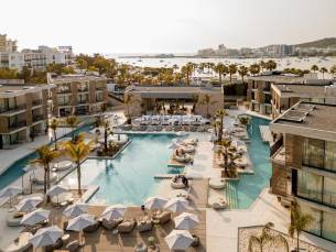 8 daagse vliegvakantie naar Bonito Ibiza in san antonio, spanje
