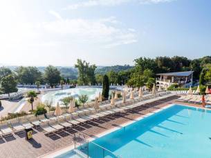 8 daagse vliegvakantie naar hu Norcenni Girasole Village in figline valdarno, italie