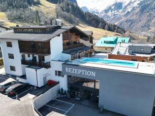 Hotel Ever Gr&uuml;n