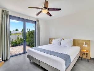 Grand Windsock Dive & Beach Resort