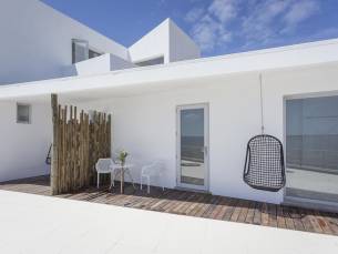 White Exclusive Suites & Villas
