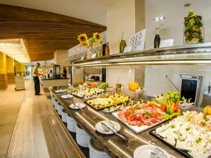 Aparthotel Premier Fort Beach