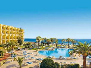 8 daagse vliegvakantie naar Venus Beach in paphos, cyprus