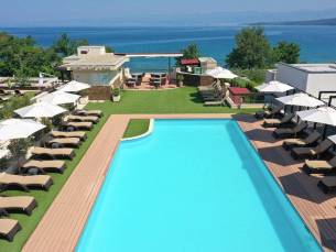 Blue Waves Resort