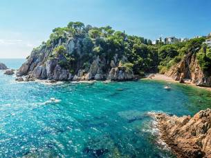 Geniet in 4*-hotel op loopafstand van het strand in Blanes incl. vlucht, transfer en ontbijt of halfpension