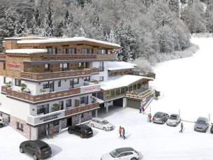 Moonlight Apartments