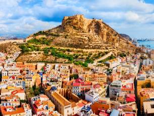 Ontdek hartje Alicante in een hotel midden in de historische stad en dichtbij het strand! Incl. vlucht & ontbijt