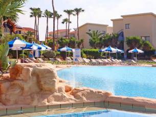 Makronisos Holiday Village