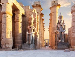 SUPER STUNT! ⚡ 10-daagse reis COMPLEET VERZORGD(!) naar Egypte incl. Nijlcruise o.b.v. volpension + vlucht en transfers!