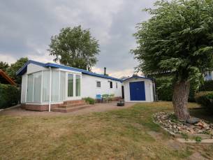 4-persoons Chalet aan het water op park Rhederlaagse Meren