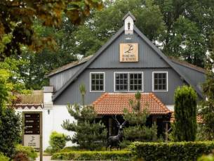 FLASHDEAL! ⚡ Luxe 4*-hotel met BUITENZWEMBAD op de Veluwe incl. ontbijt en gebruik sauna!