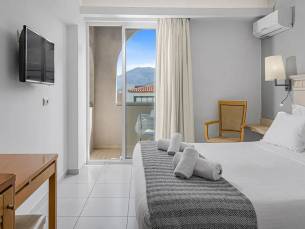 Glaros Beach Hotel
