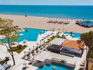 Azul Beach Resort