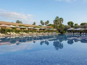 4*-zonvakantie in een bungalow in Playa de Muro op Mallorca! Incl. vlucht, transfer en ontbijt of halfpension