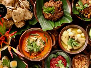 Nasi rames of rijsttafel (vlees of vega) voor afhaal bij Restaurant Indisch Geluk