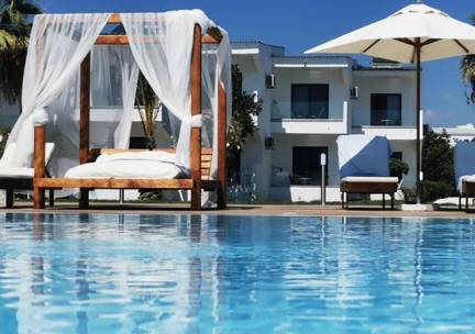 Kamari Plus Beach Resort