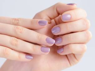 Manicurebehandeling + gellak + handmassage