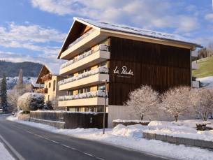 La Paula Apartments & Suites