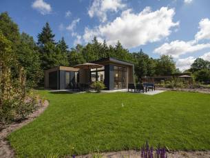 Essenburgh Deluxe met Hottub - 6 personen