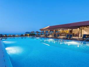 Galaxy Beach Resort, BW Premier Collection