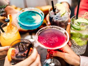 2 cocktails of mocktails naar keuze