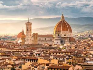 8-daagse cruise met Holland America Line vanuit Rome naar de Westelijke Middellandse Zee met The HISTORY&trade; Channel o.b.v. volpension of all-inclusive - incl. vlucht!