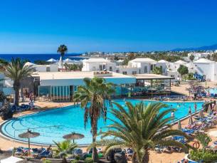 8 daagse vliegvakantie naar Floresta in puerto del carmen, canarische eilanden