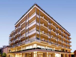Hotel Pharae Palace