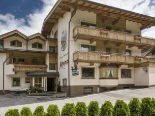 Gezellig familiehotel met GRATIS wellness in de Zillertaler Alpen bij Mayrhofen o.b.v. volpension + GRATIS parkeren!