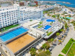 Ultiem genieten in een 4*-hotel op het schitterende Tenerife! O.b.v. halfpension incl. vlucht en transfer