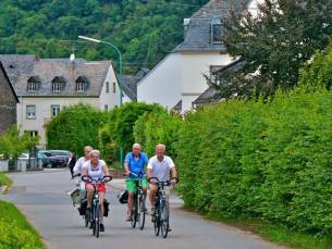 TOPLOCATIE in het hart van Valkenburg en omringd door een schitterend fietslandschap! Sfeervol hotel incl. ontbijt en fietsroutes! ????