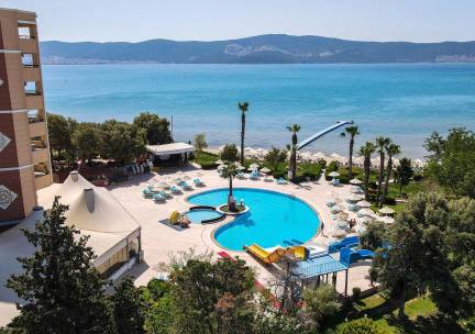 The Holiday Resort