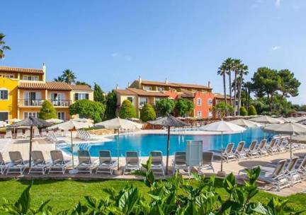 Aparthotel Grupotel Playa Club - logies & ontbijt