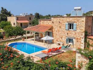 Ellotis Villas