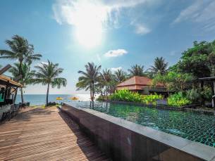 Chong Fah Beach