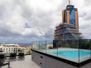Onyx Hotel