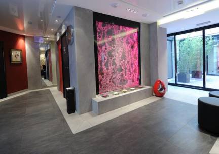 The Originals Boutique Hôtel du Vieux Saule, Paris