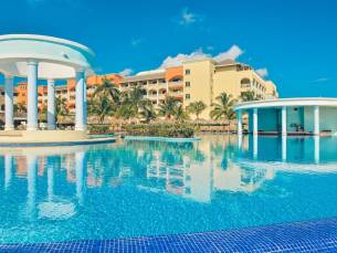 Iberostar Selection Rose Hall Suites