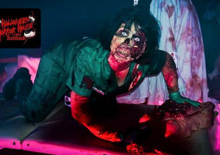 Entree voor het Halloween Horror House