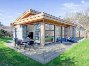 Bungalowpark 't Hoogelandt - Vakantiehuis De Vlinder