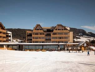 ADEA Lifestyle Suites Hotel