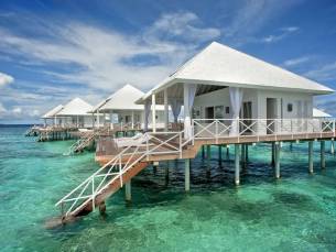 Diamonds Thudufushi Beach & Water Villas